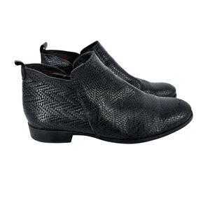 Marroqui Sanchez black woven leather zip ankle boots size US 8 EU 39